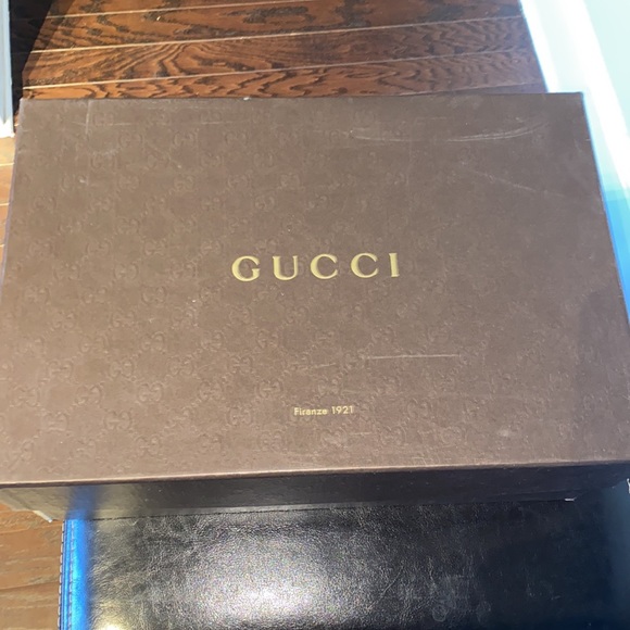 Vintage Gucci Leather Mid Tops. Dark Metallic Blue. Red Soles. Men’s Size 12.5 - Picture 12 of 13